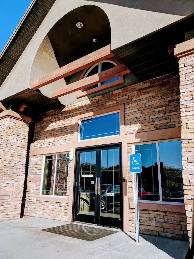 Copper Ridge Dental - Professional dental clinic exterior with modern facilities