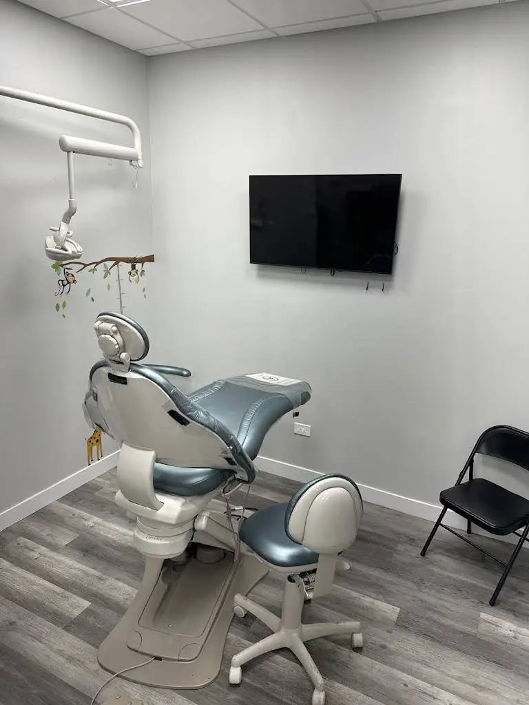 Esha Dental - Professional dental clinic exterior with modern facilities