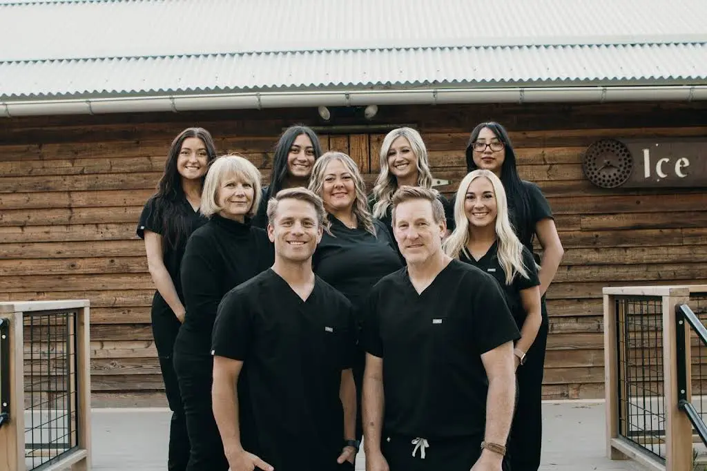 Three Fountains Dentistry - Professional dental clinic exterior with modern facilities