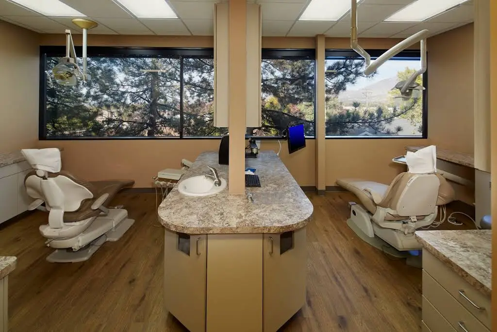 Hicks Family & Cosmetic Dental - Professional dental clinic exterior with modern facilities