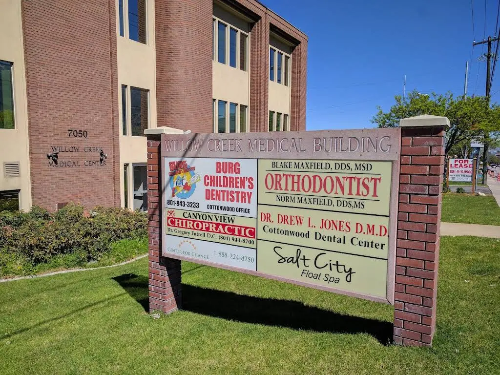 Cottonwood Pediatric Dental - Professional dental clinic exterior with modern facilities