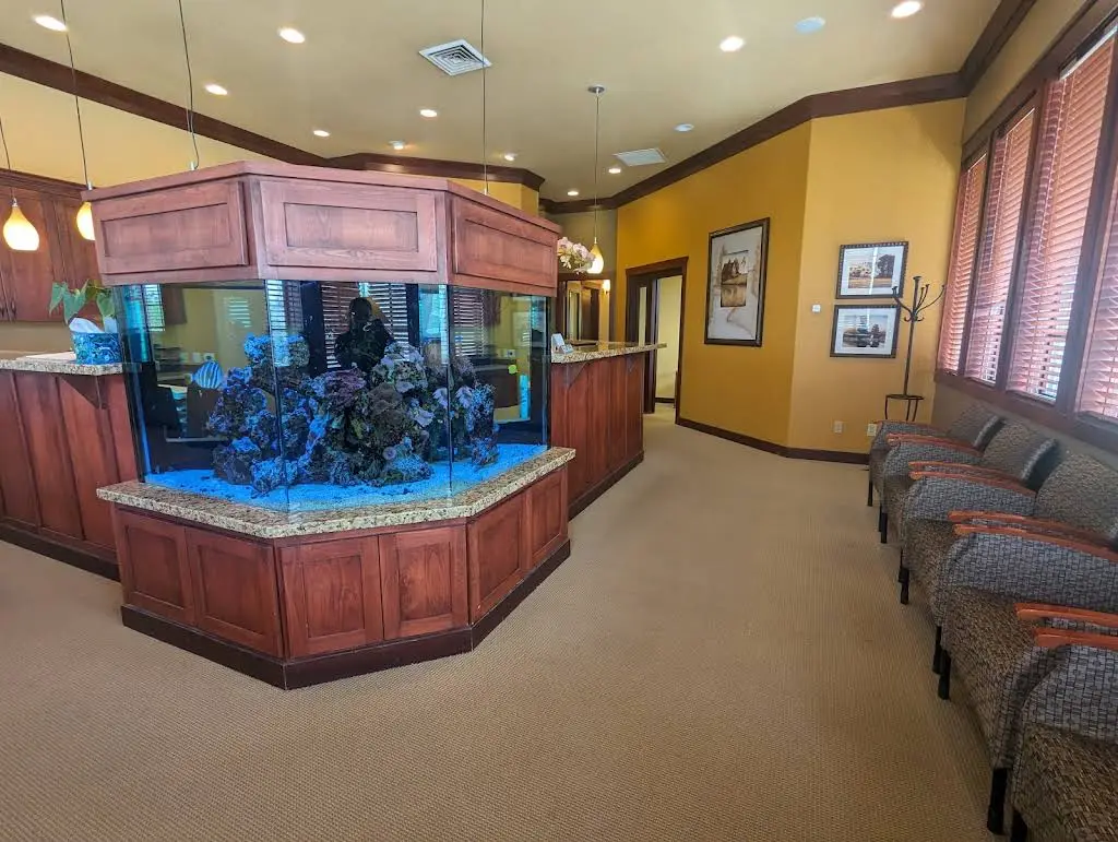 Endodontic Associates - Professional dental clinic exterior with modern facilities