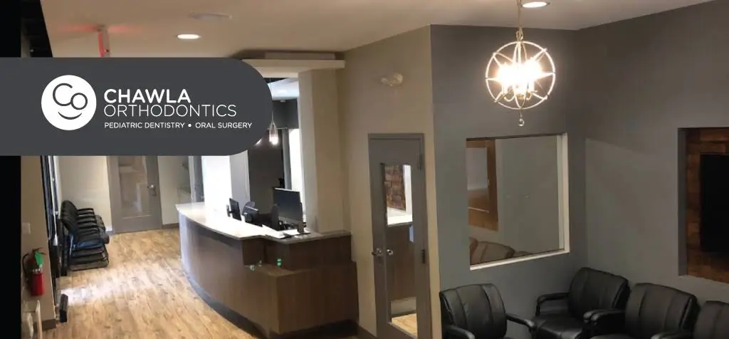 Chawla Orthodontics - Professional dental clinic exterior with modern facilities