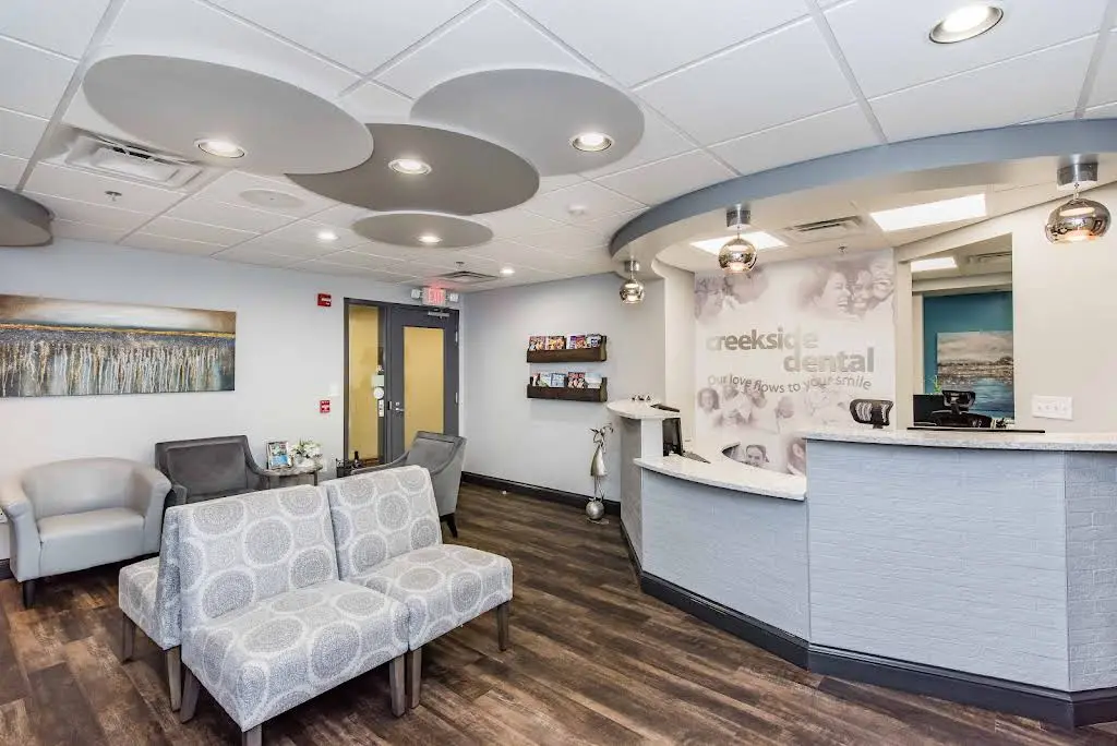 Creekside Dental - Professional dental clinic exterior with modern facilities