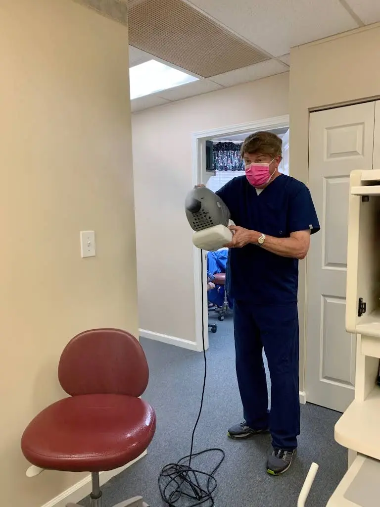 Douglasville Cosmetic & Dental Implant Studio: Anya & Silliman Dentistry