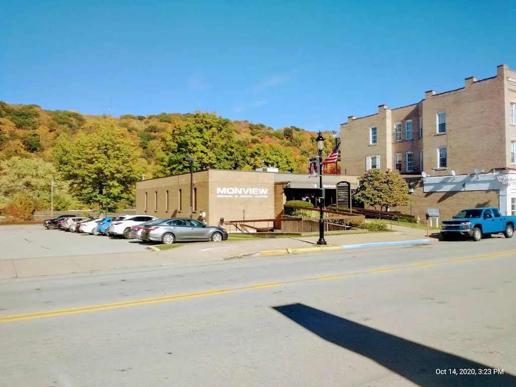 Monview Dental - Professional dental clinic exterior with modern facilities