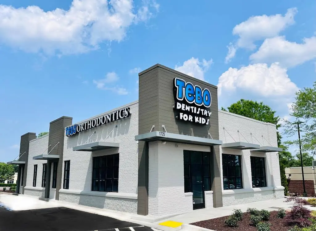 Tebo Orthodontics - Professional dental clinic exterior with modern facilities