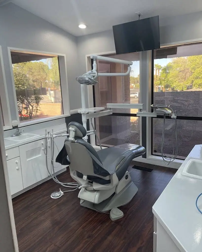 Best Smiles Dentistry - Professional dental clinic exterior with modern facilities