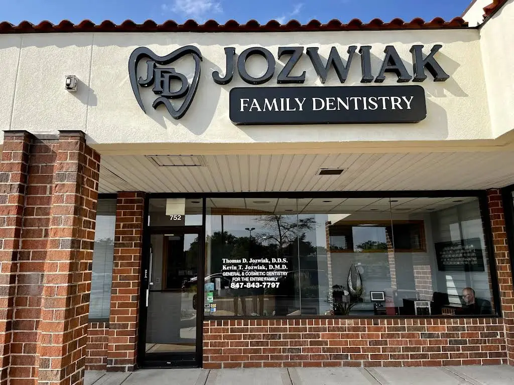 Jozwiak Family Dentistry of Schaumburg - Professional dental clinic exterior with modern facilities