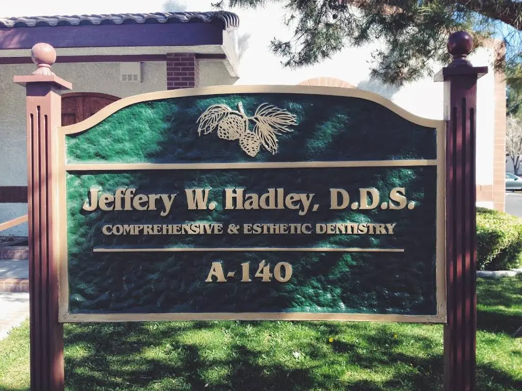 Smiles By Dr. Jeffery Hadley - Professional dental clinic exterior with modern facilities