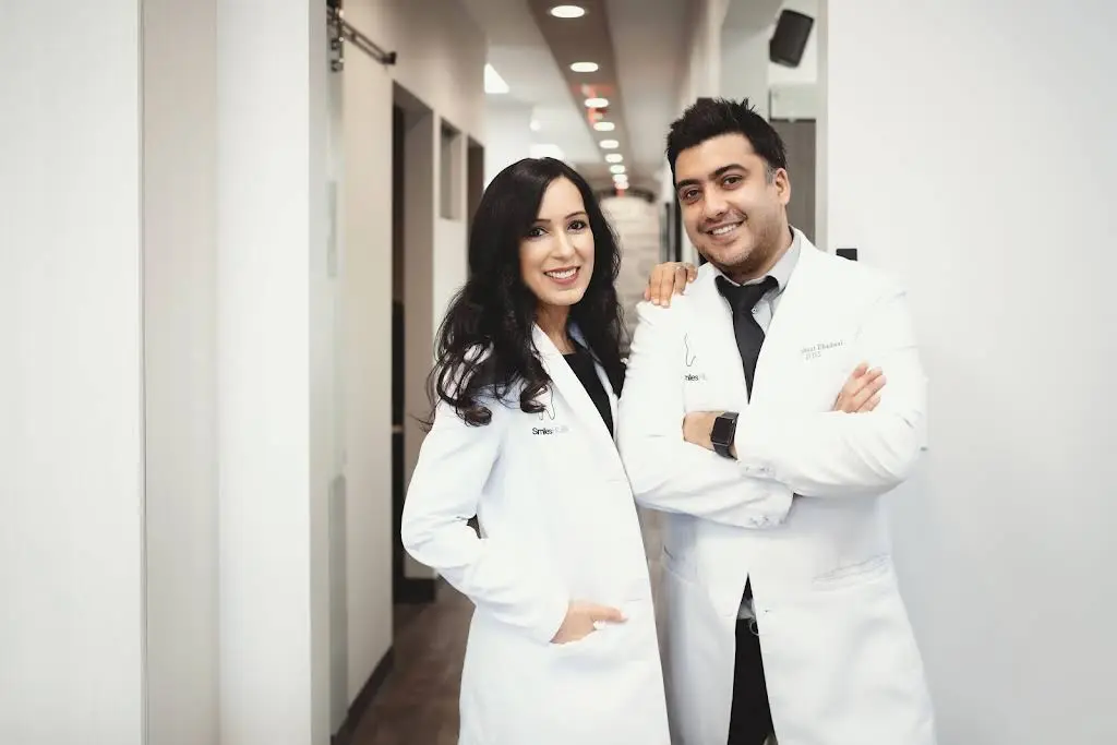 SmilesHUB - Professional dental clinic exterior with modern facilities