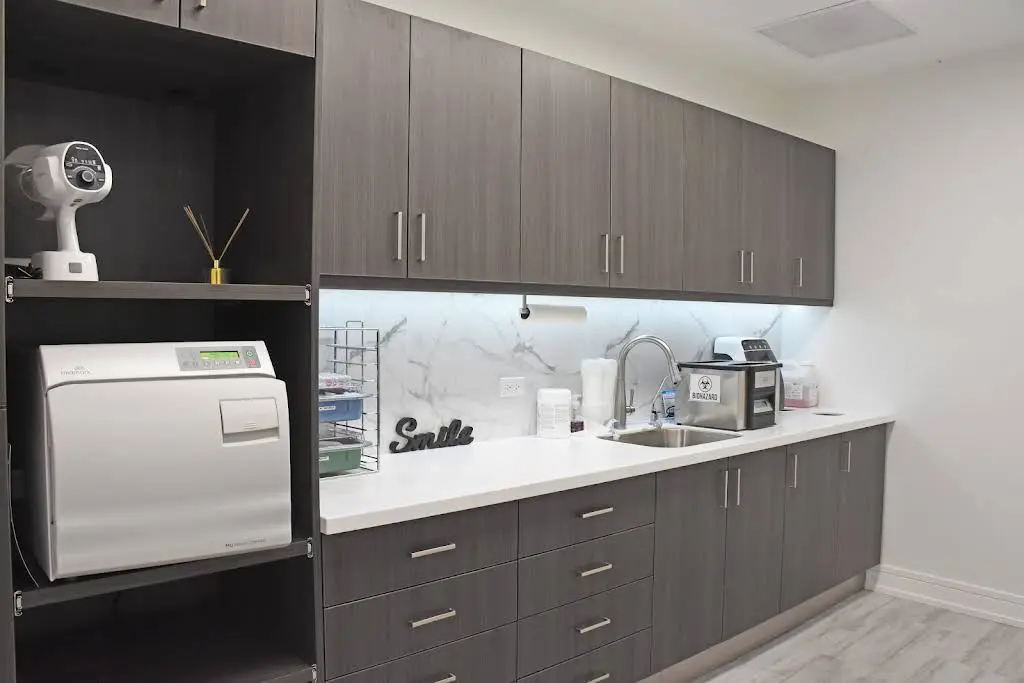 Stratus Dental Studio
