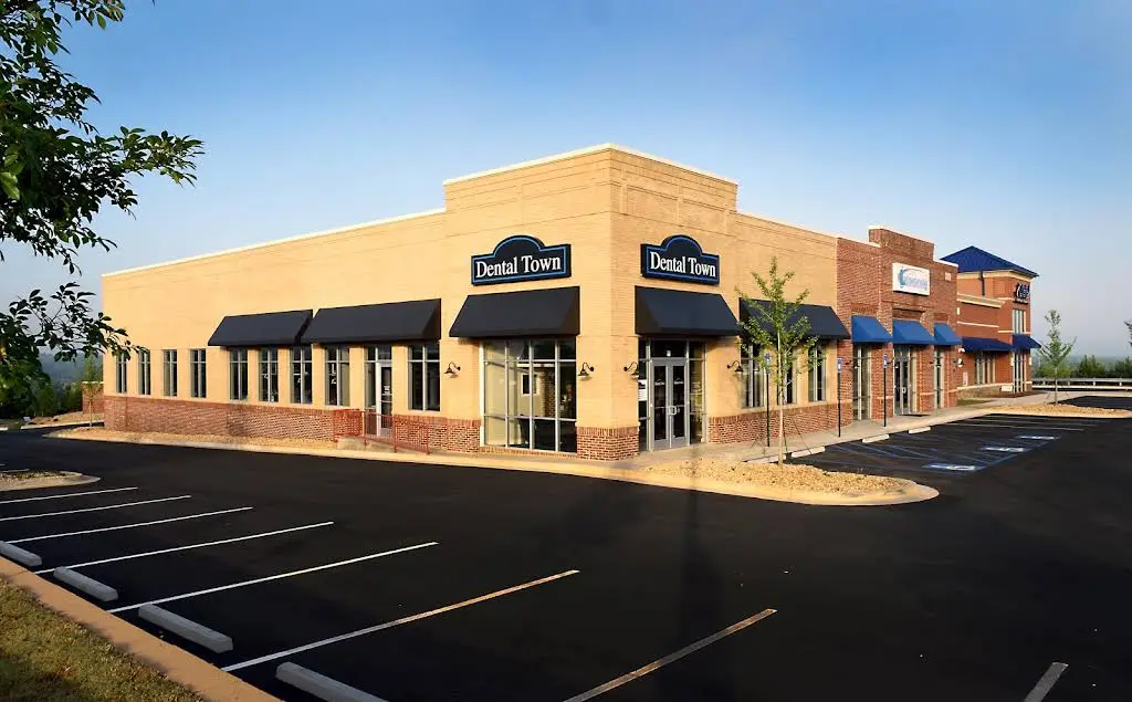 Dental Town - Professional dental clinic exterior with modern facilities