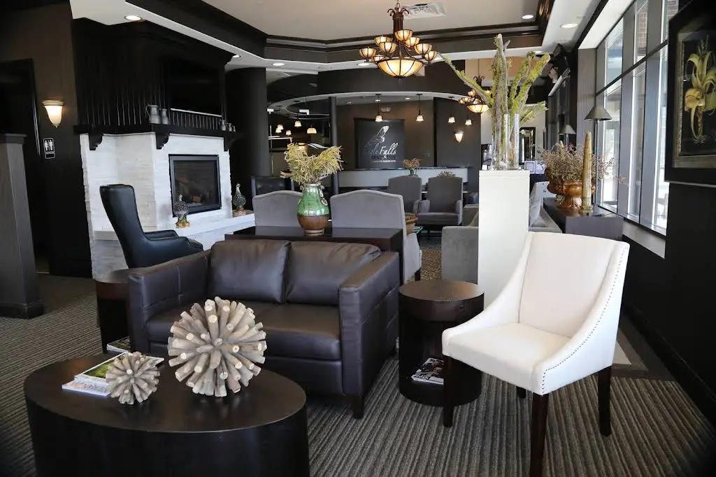 Eagle Falls Dentistry - Professional dental clinic exterior with modern facilities