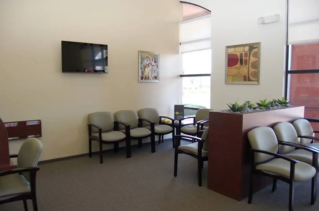 Las Vegas Modern Dentistry and Orthodontics - Professional dental clinic exterior with modern facilities