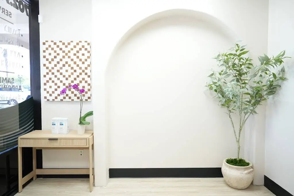 The Dentist LV - Professional dental clinic exterior with modern facilities