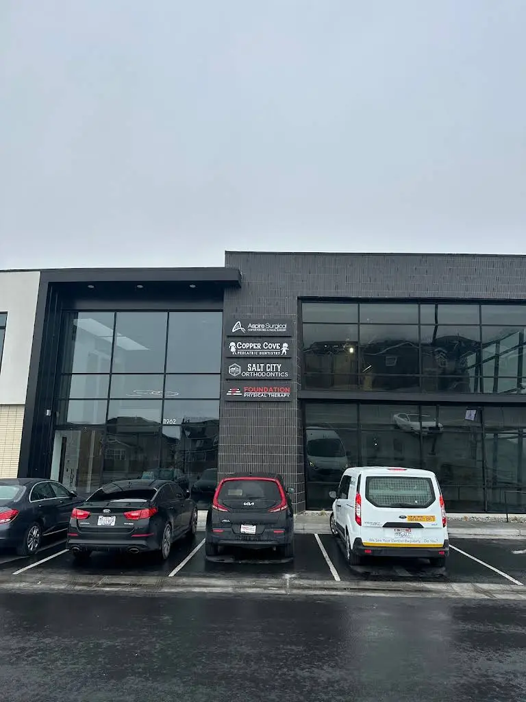 Salt City Orthodontics - Professional dental clinic exterior with modern facilities