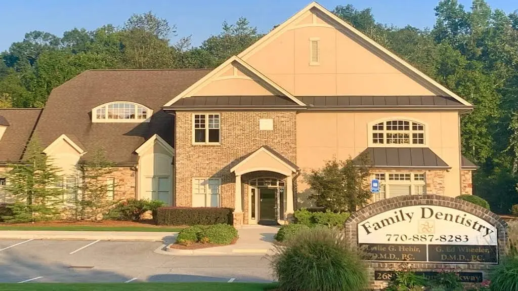 Family Dentistry on Freedom - Professional dental clinic exterior with modern facilities
