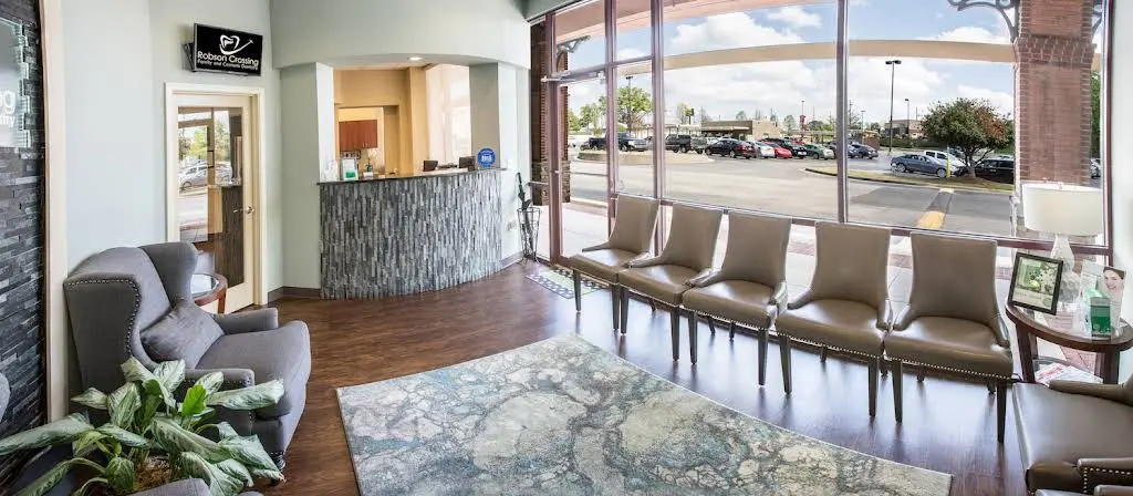 Robson Crossing Family and Cosmetic Dentistry - Professional dental clinic exterior with modern facilities