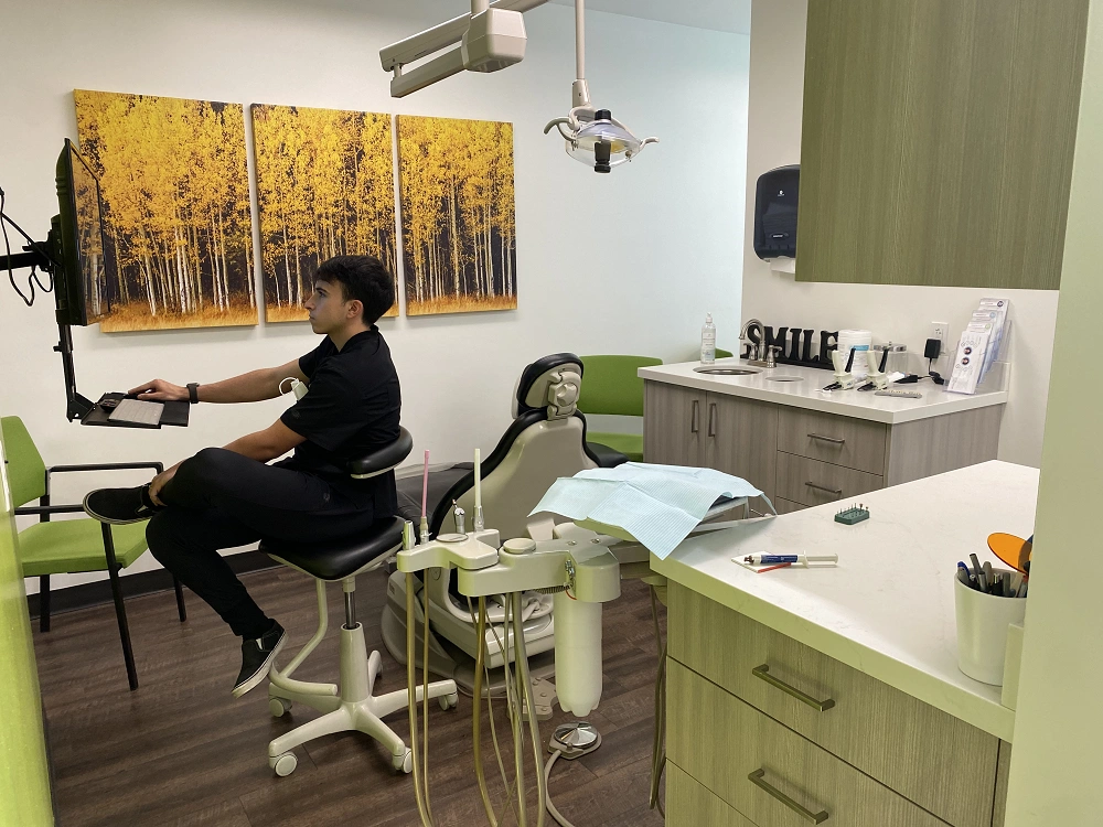 3rd South Dental - Professional dental clinic exterior with modern facilities