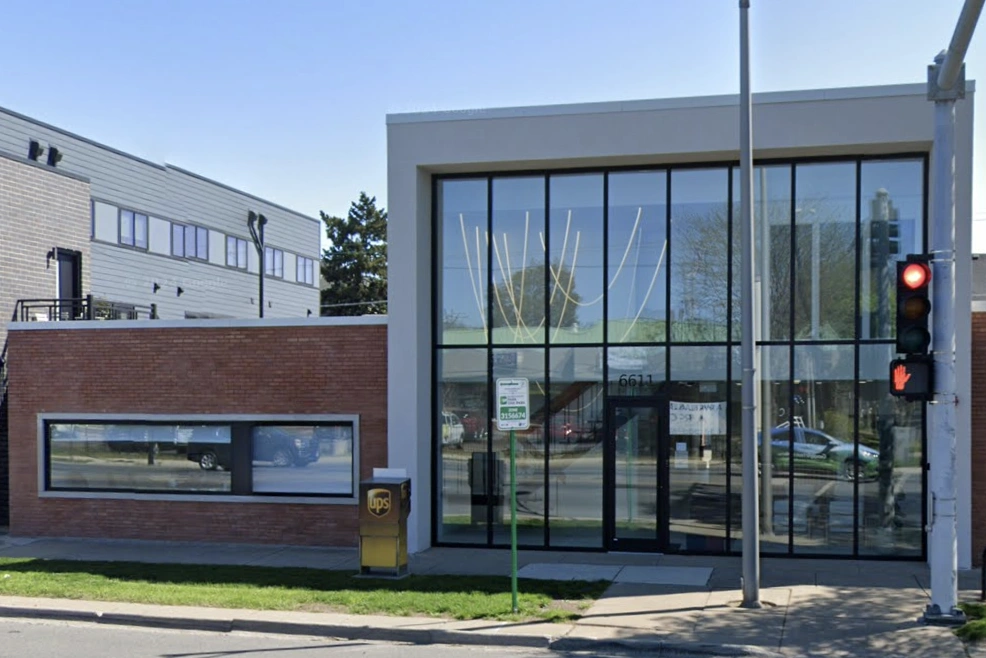 Yakonskyy Dental - Professional dental clinic exterior with modern facilities