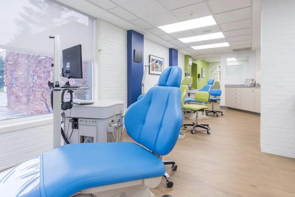 Wheaton Orthodontic Center - Professional dental clinic exterior with modern facilities