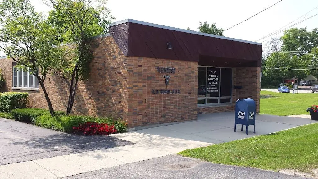 Bogin DDS - Professional dental clinic exterior with modern facilities
