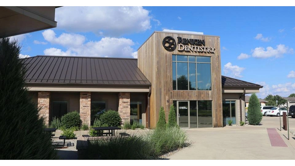 Renken Dentistry - Professional dental clinic exterior with modern facilities