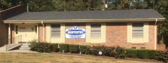 The Dental Office of Lithonia - Professional dental clinic exterior with modern facilities