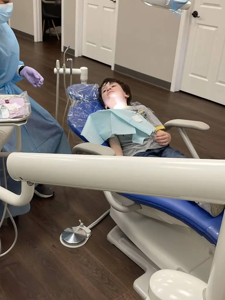 Everysmile Family Dentistry - Professional dental clinic exterior with modern facilities