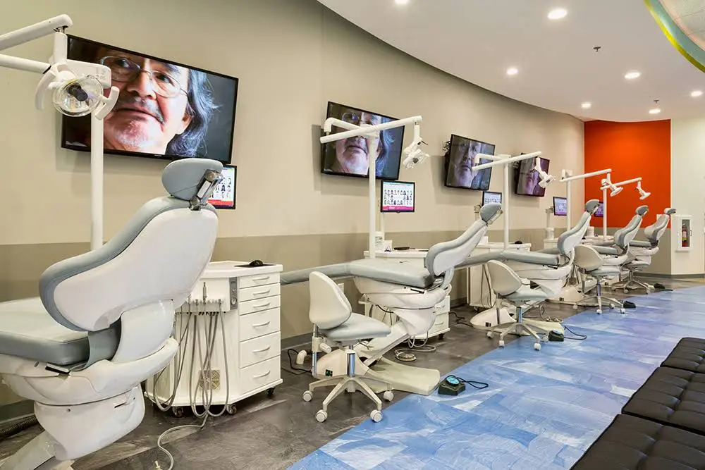 Braces Braces - Professional dental clinic exterior with modern facilities