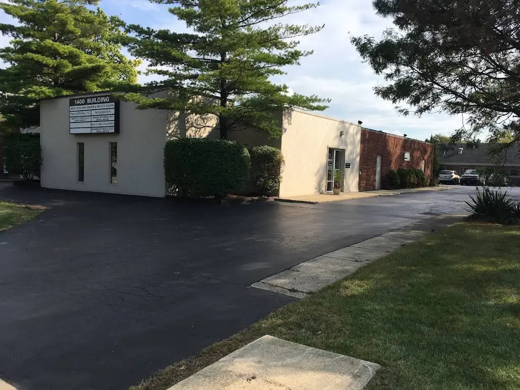 Pacelli Richard W DDS - Professional dental clinic exterior with modern facilities
