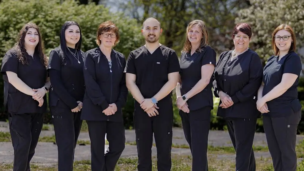 Advocate Dental of Palatine - Professional dental clinic exterior with modern facilities