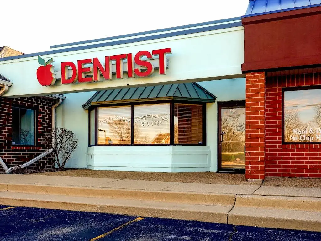 Bartlett Implants and Dentures - Professional dental clinic exterior with modern facilities