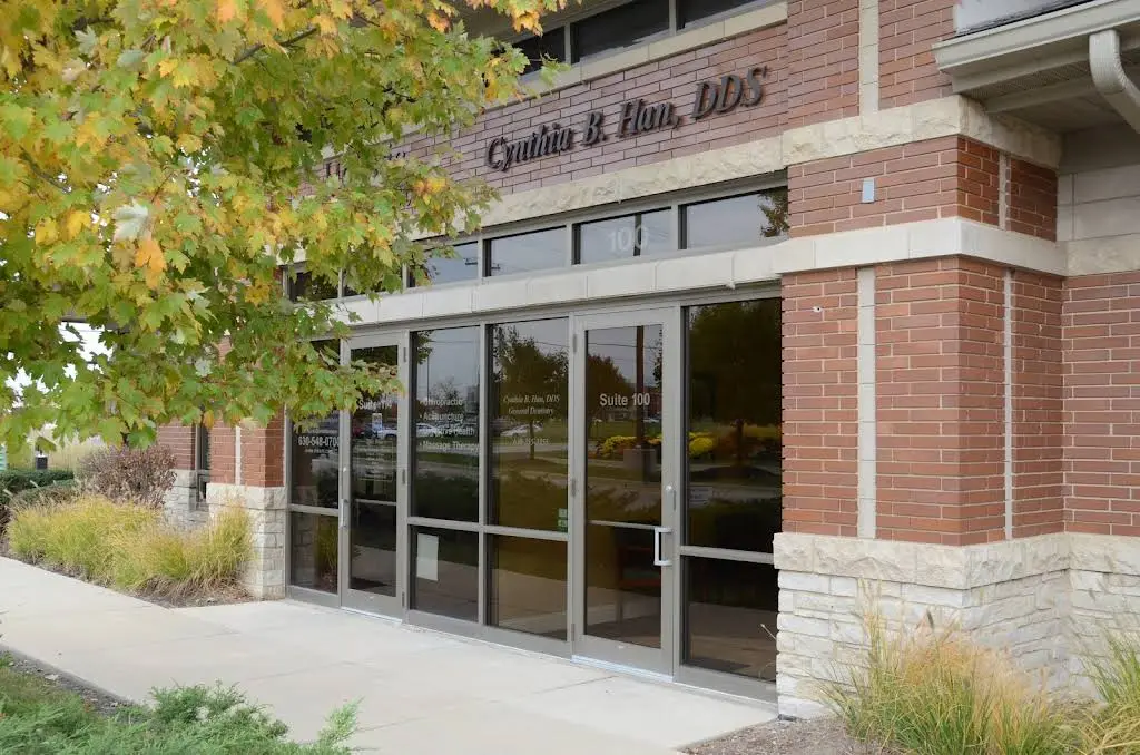 Twin Dental - Professional dental clinic exterior with modern facilities