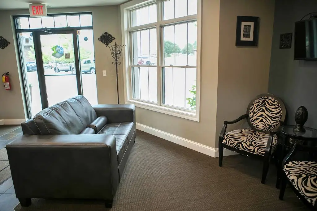 Endodontists Of Illinois, LLC - Professional dental clinic exterior with modern facilities