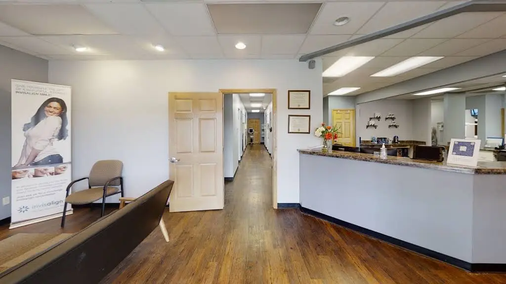 Hershey Plaza Dental Center
