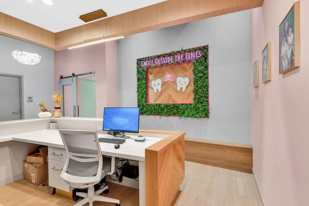 Pinky Promise Pediatric Dentistry