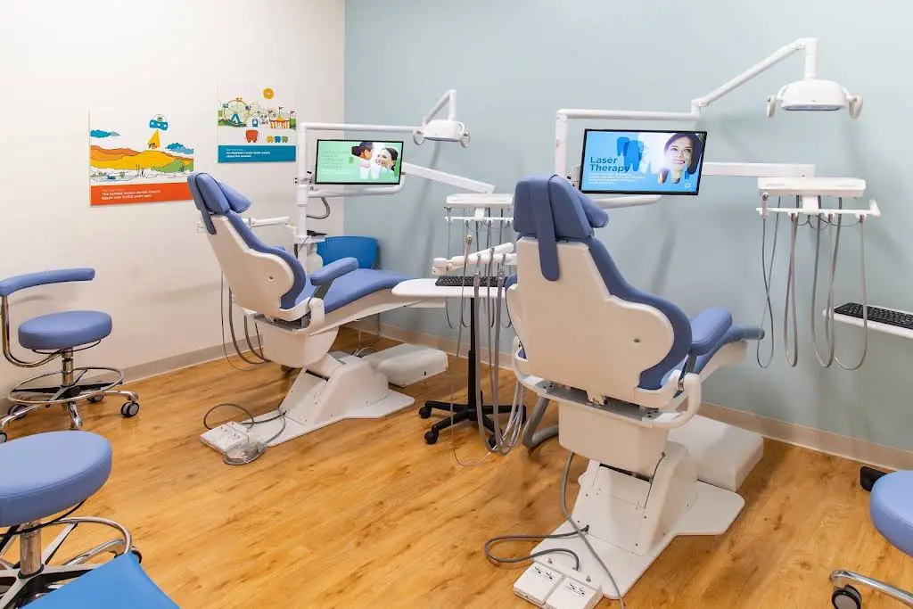 Dentists of St. Rose - Professional dental clinic exterior with modern facilities