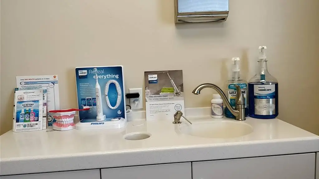 Center Creek Dental