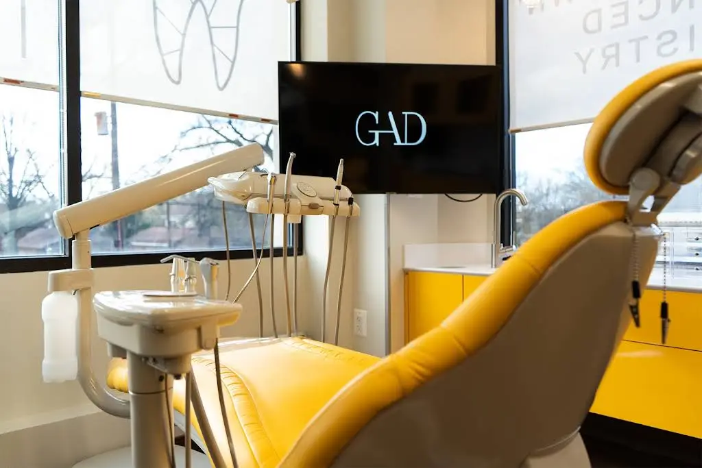 Georgetown Advanced Dentistry - Professional dental clinic exterior with modern facilities