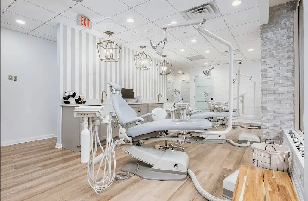 Rose Park Pediatric Dentistry - Professional dental clinic exterior with modern facilities