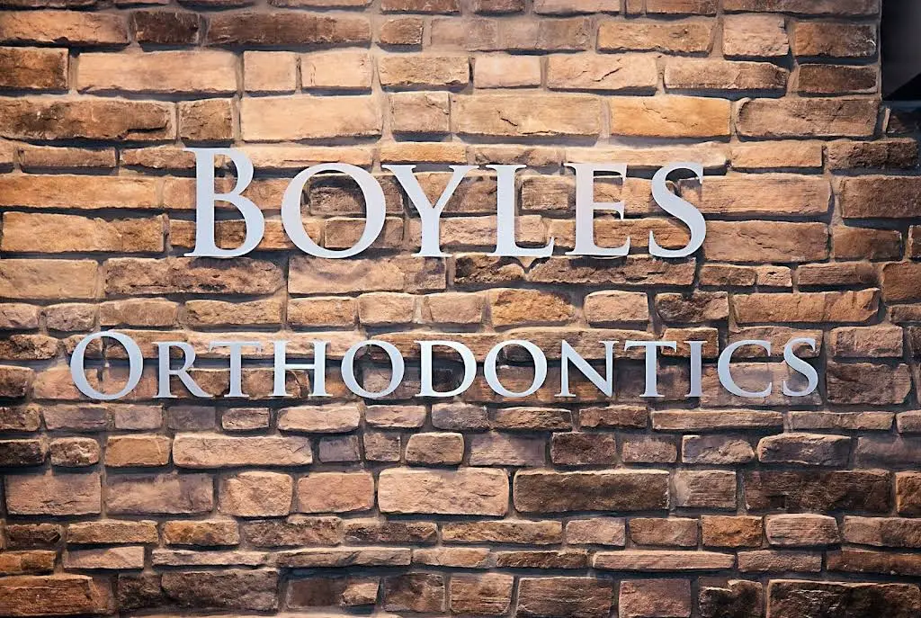 Boyles Orthodontics - Professional dental clinic exterior with modern facilities