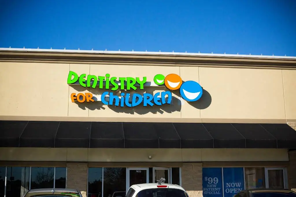 Dentistry for Children - Morrow - Professional dental clinic exterior with modern facilities