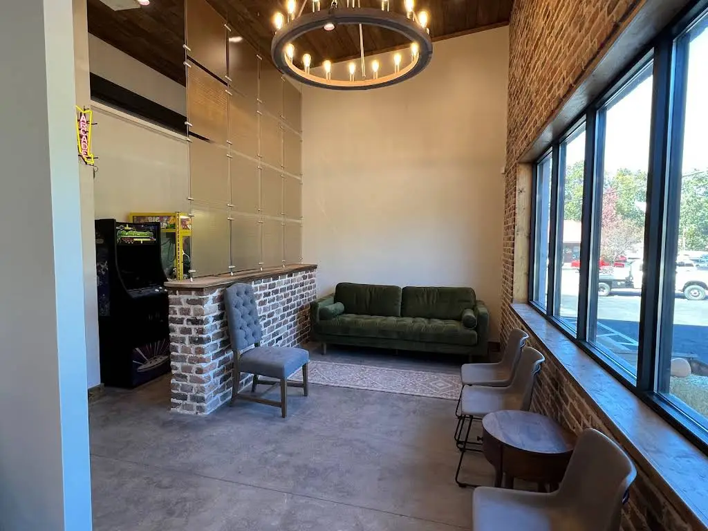 Causey Orthodontics - Professional dental clinic exterior with modern facilities