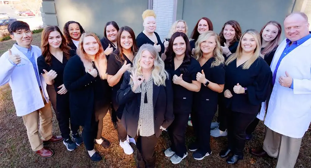 Georgia Smile Team Cosmetic and Comprehensive Dentistry - Professional dental clinic exterior with modern facilities