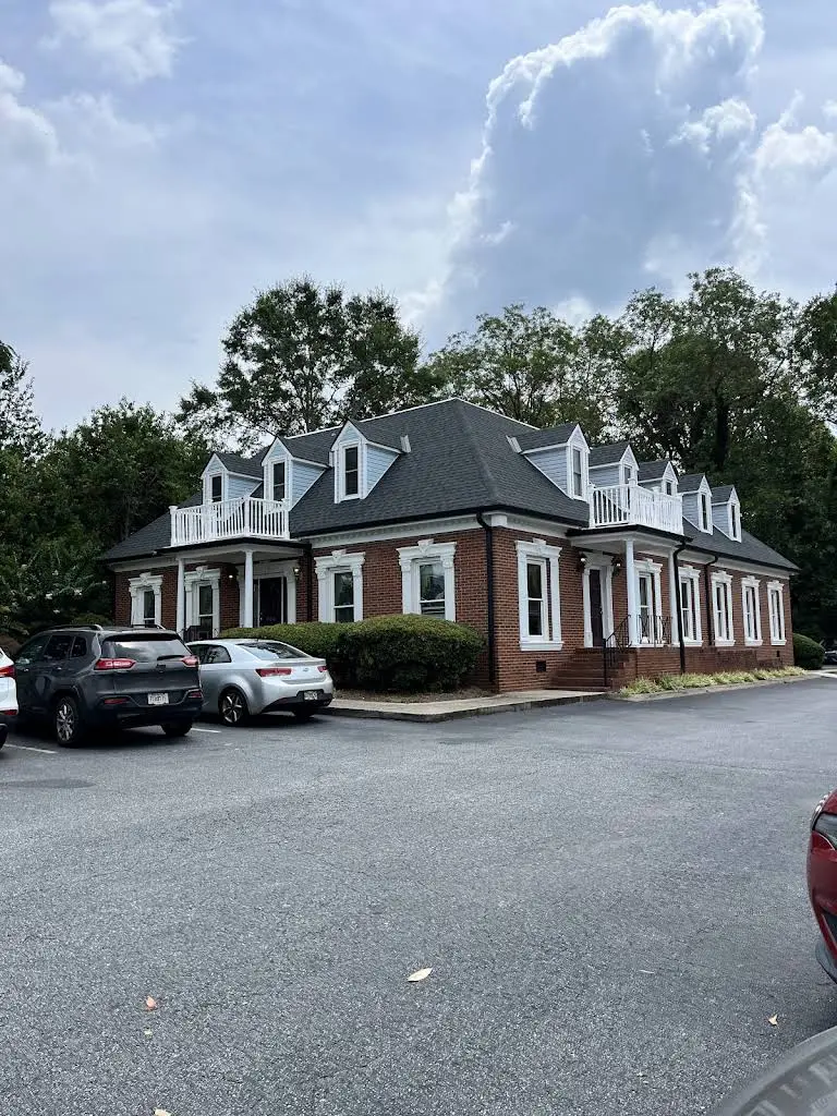 McRae Family Dental - Professional dental clinic exterior with modern facilities