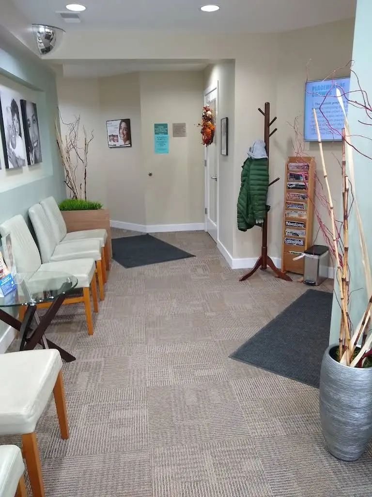 Beata Czechura, D.M.D. - Professional dental clinic exterior with modern facilities