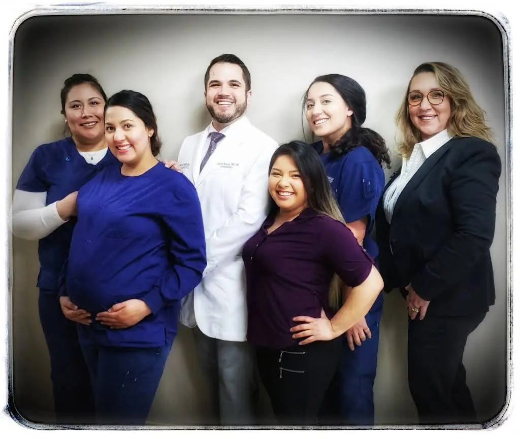 Midwest Orthodontic Center-Elgin - Professional dental clinic exterior with modern facilities