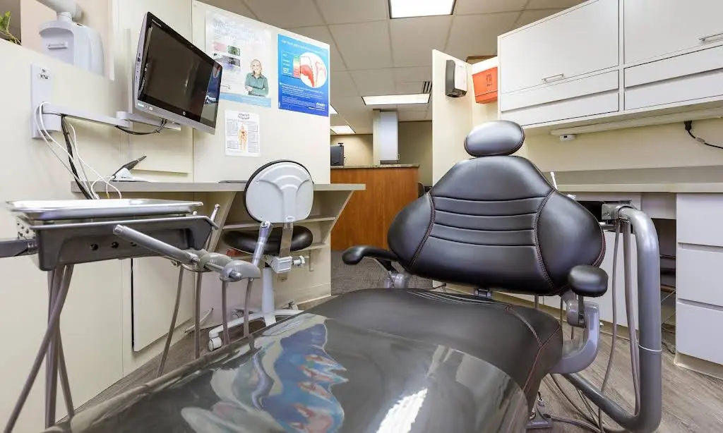 Webster Dental Care of Sauganash - Professional dental clinic exterior with modern facilities
